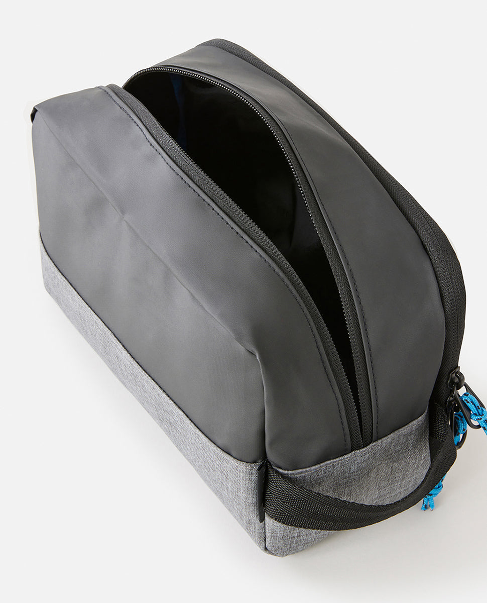 Groom Toiletry Icons Of Surf