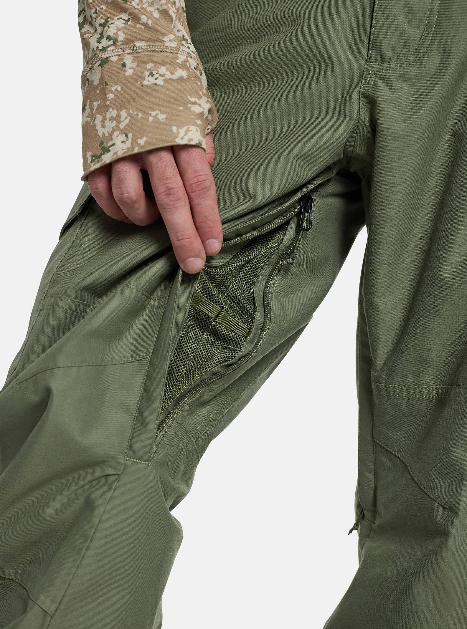Men's Cargo 2L Snowboard Pants