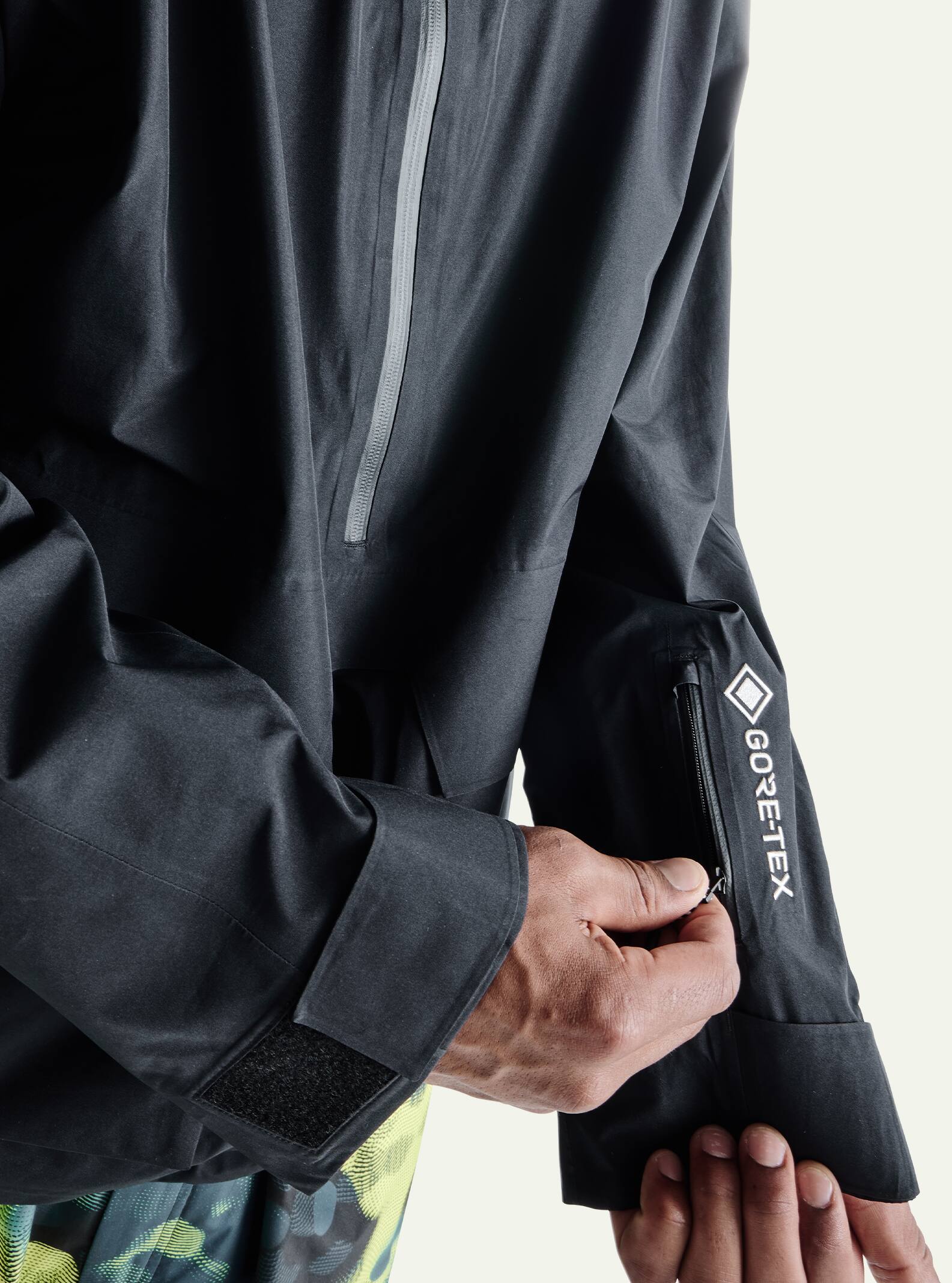 Men's AG GORE-TEX 2L Flyrail Snowboard Jacket