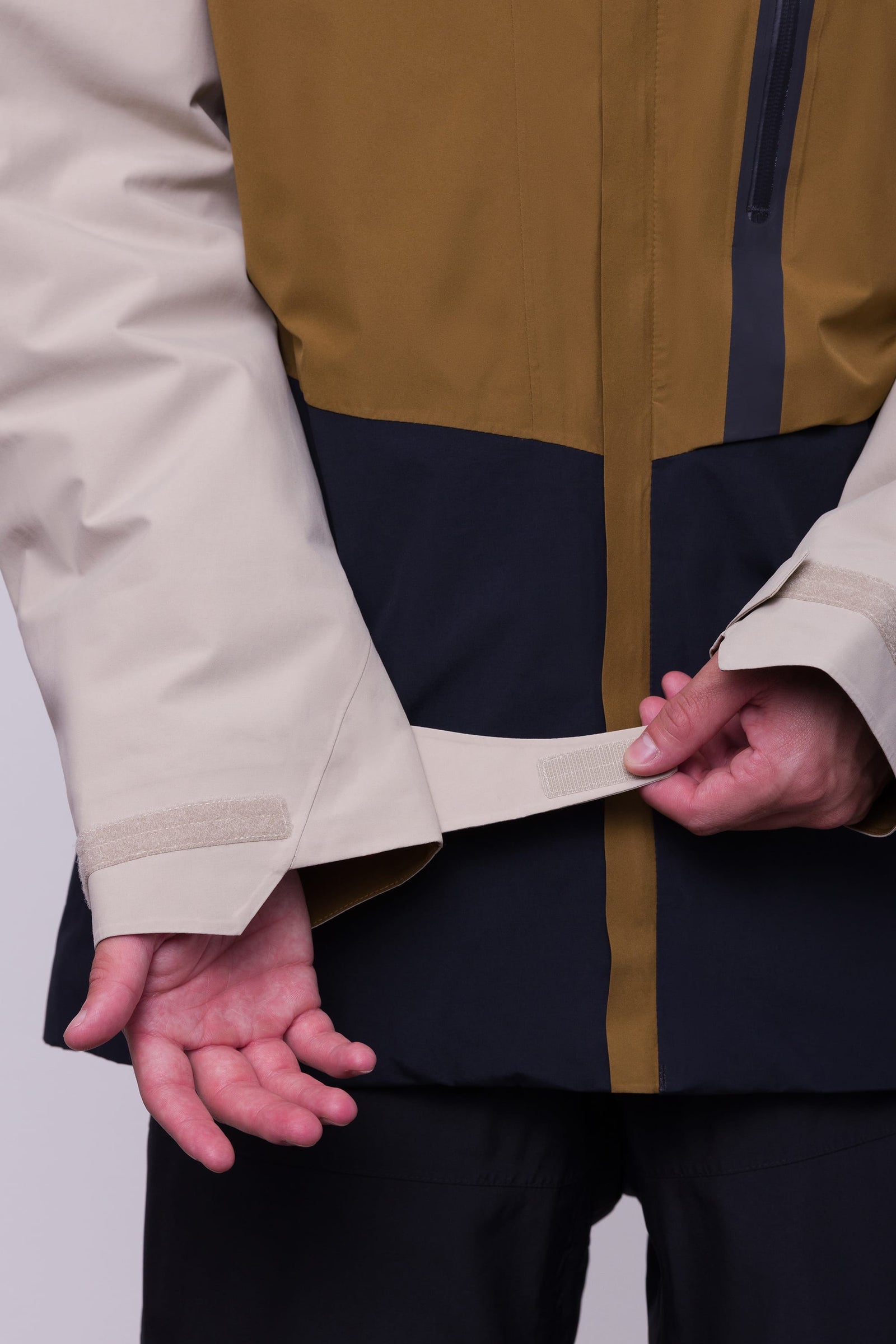 686 Mens Gore-Tex GT Shell Jacket Putty Colourblock