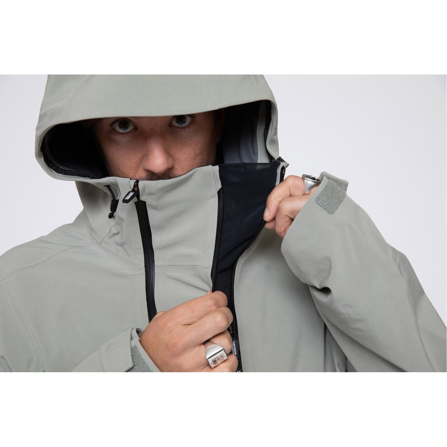 Axial Snow Jacket