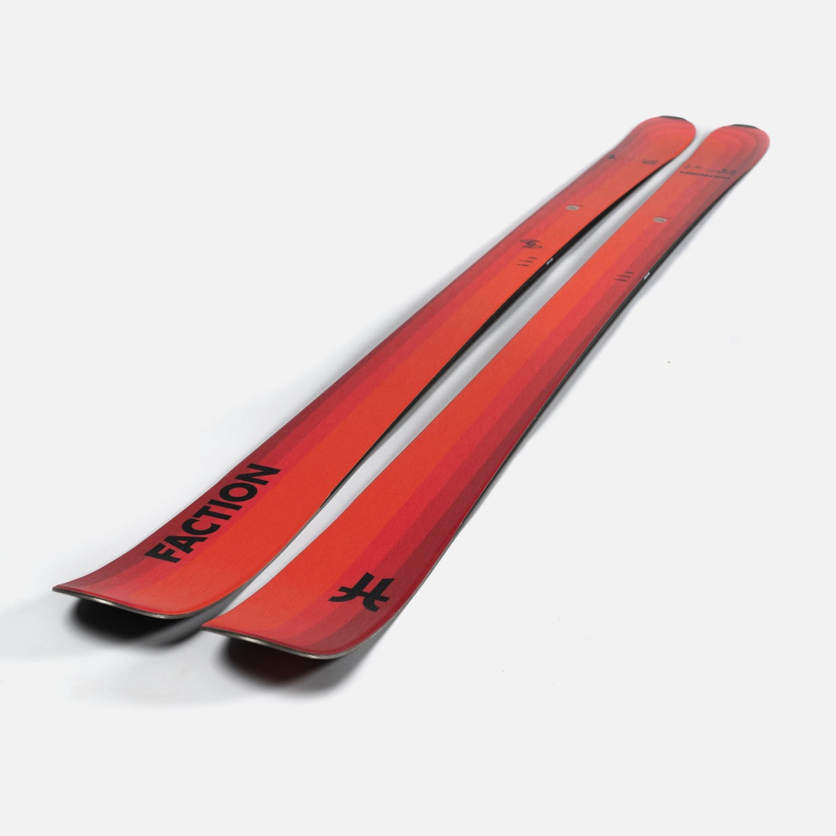 Dancer 1 Skis 2025