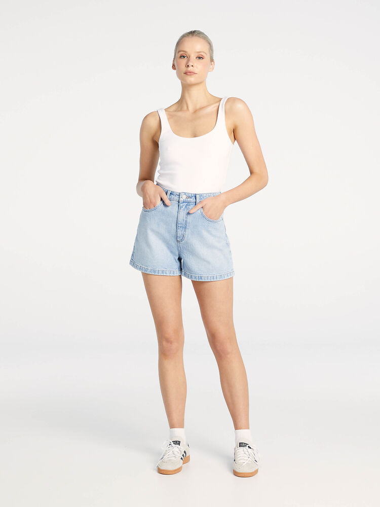 High Relaxed Short