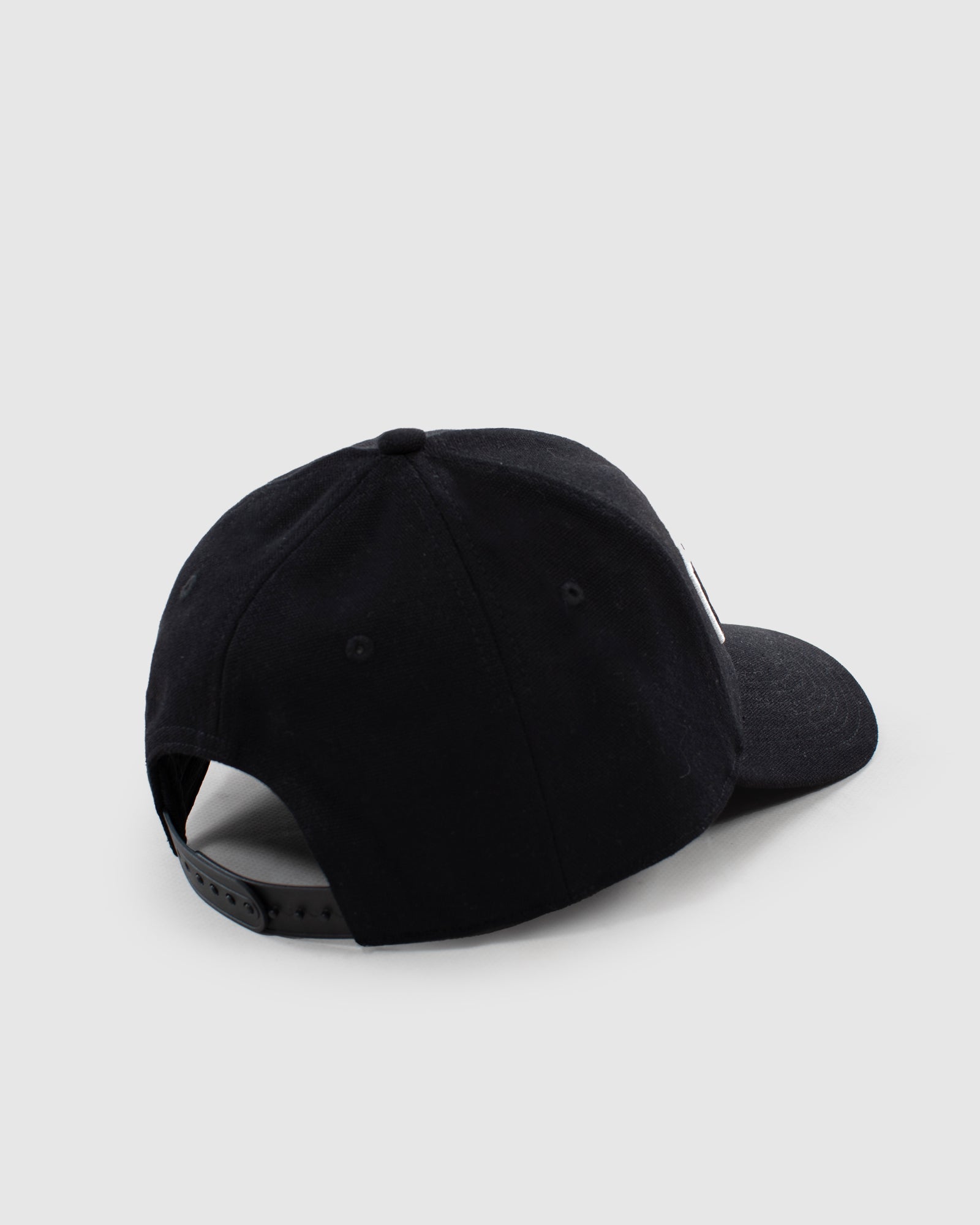 ARCH HIGH RISE CAP - BLACK
