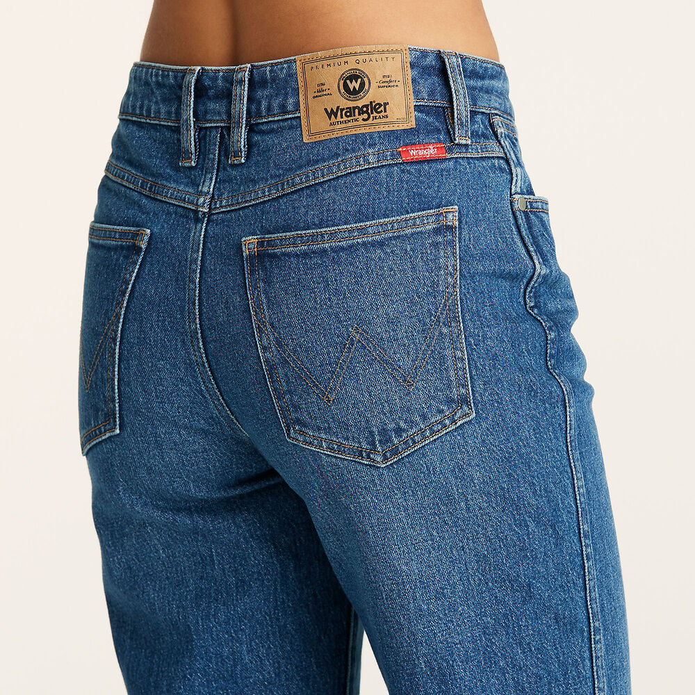 Mid Tori Slim Straight Jean