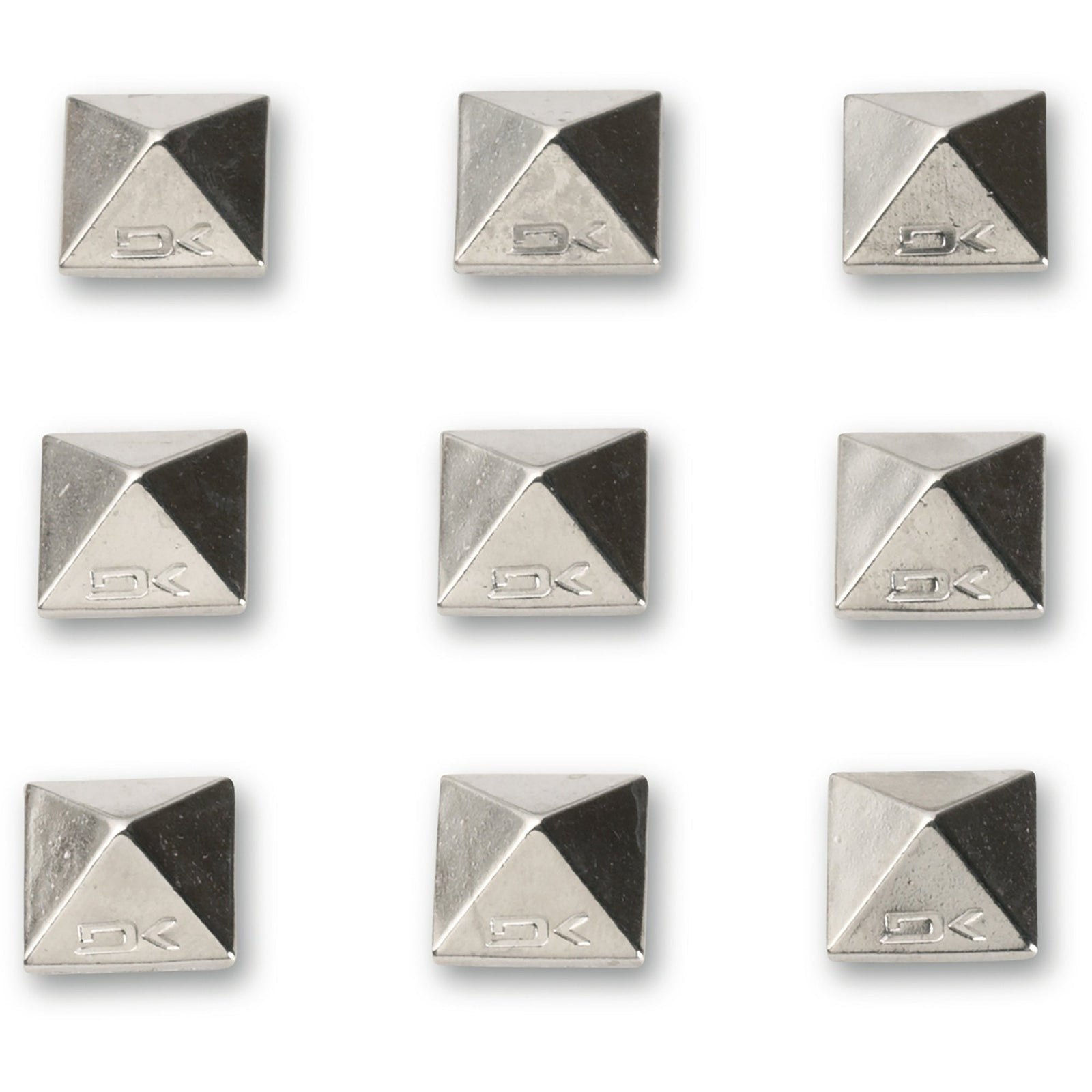 Dakine Pyramid Studs Chrome