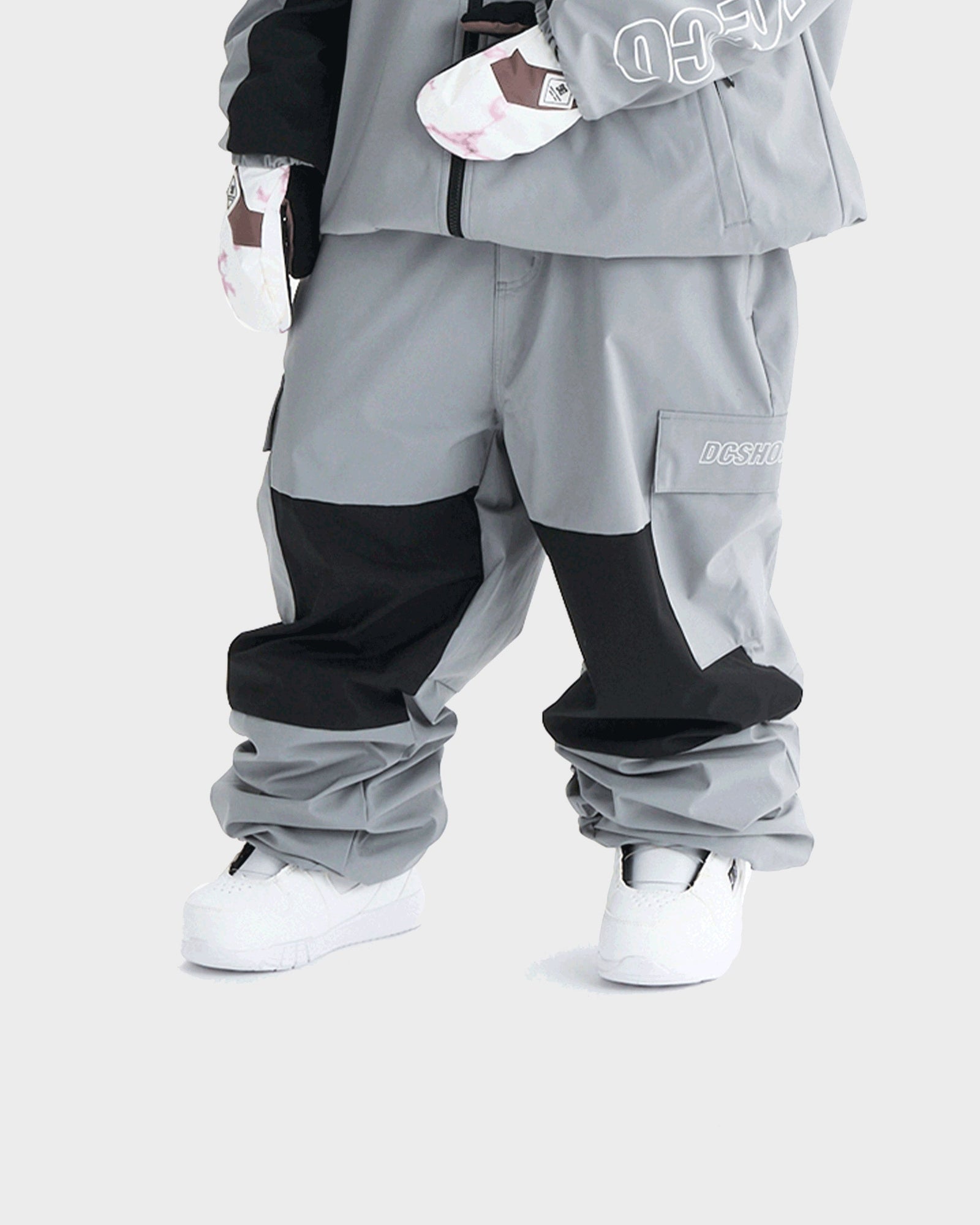 24 DC Snow Cargo Block Pants