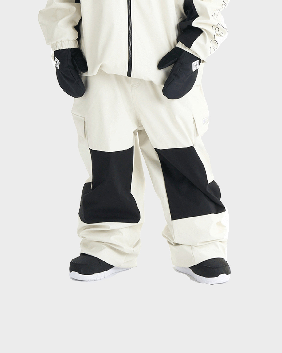 24 DC Snow Cargo Block Pants