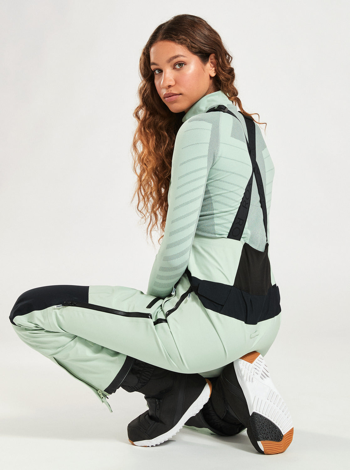 Womens GORE-TEX Lunalite 3L Technical Snow Bib Pants