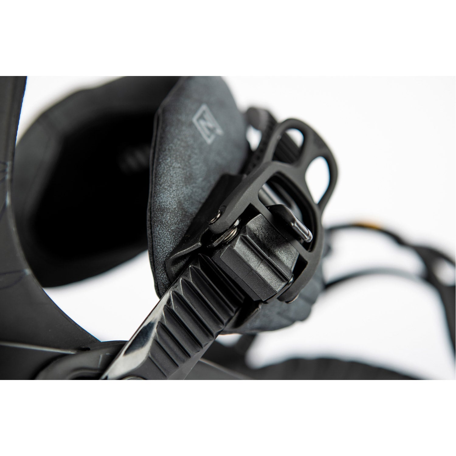 NITRO Ivy Binding Ultra Black