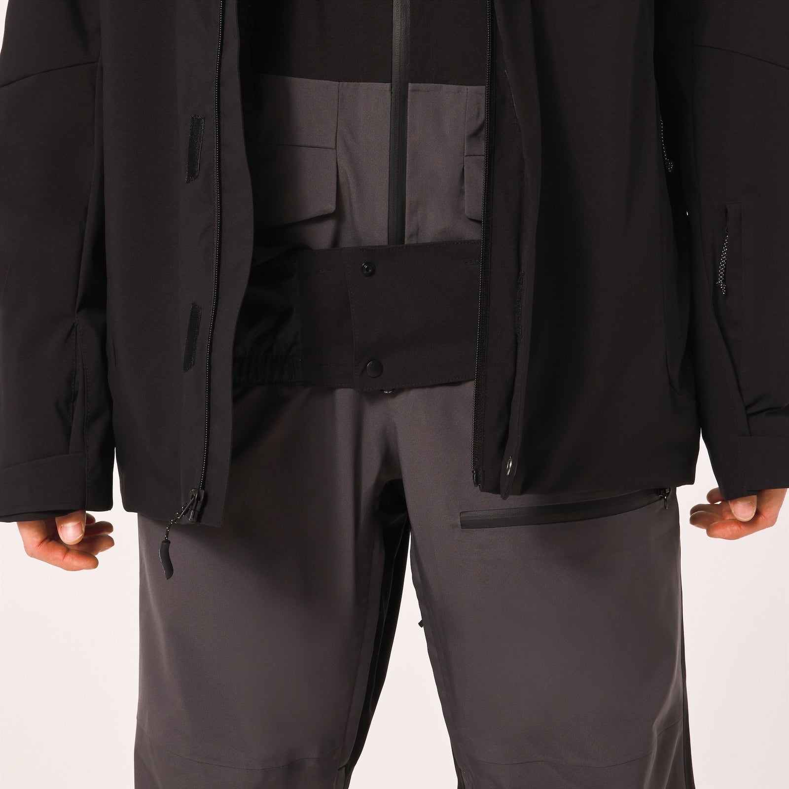Oakley TNP TBT Shell Snow Jacket Blackout
