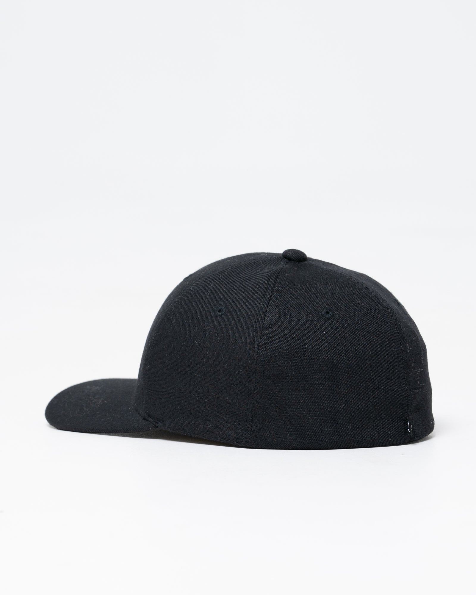 Rusty Chronic 4 Flexfit Cap BLACK 1