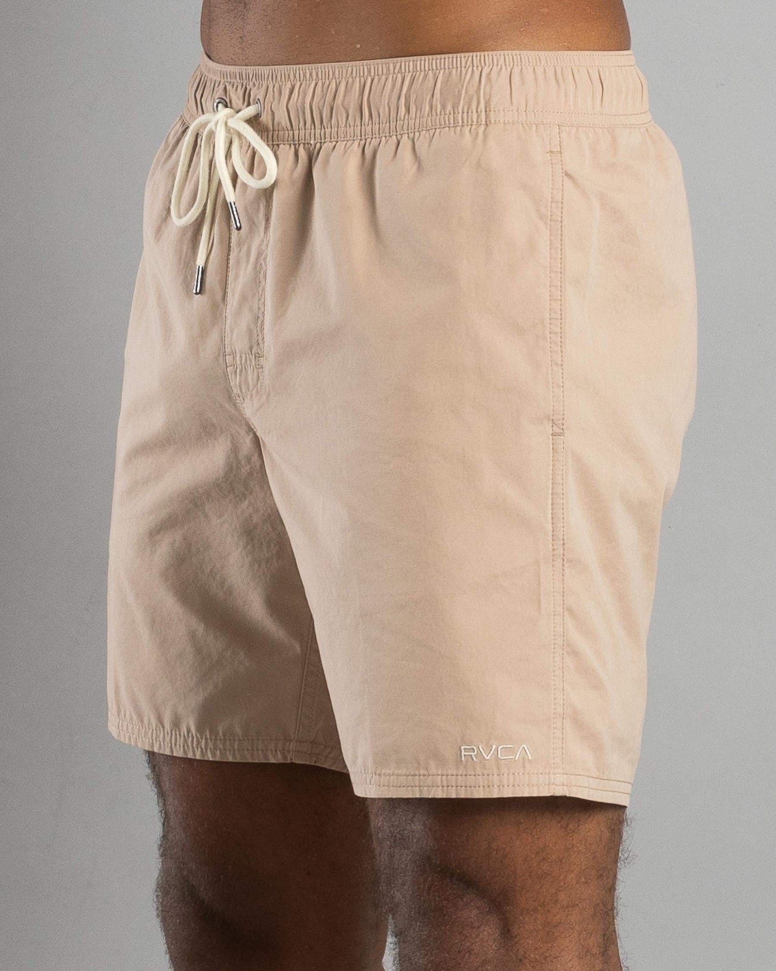 Opposites Elastic 2 Shorts