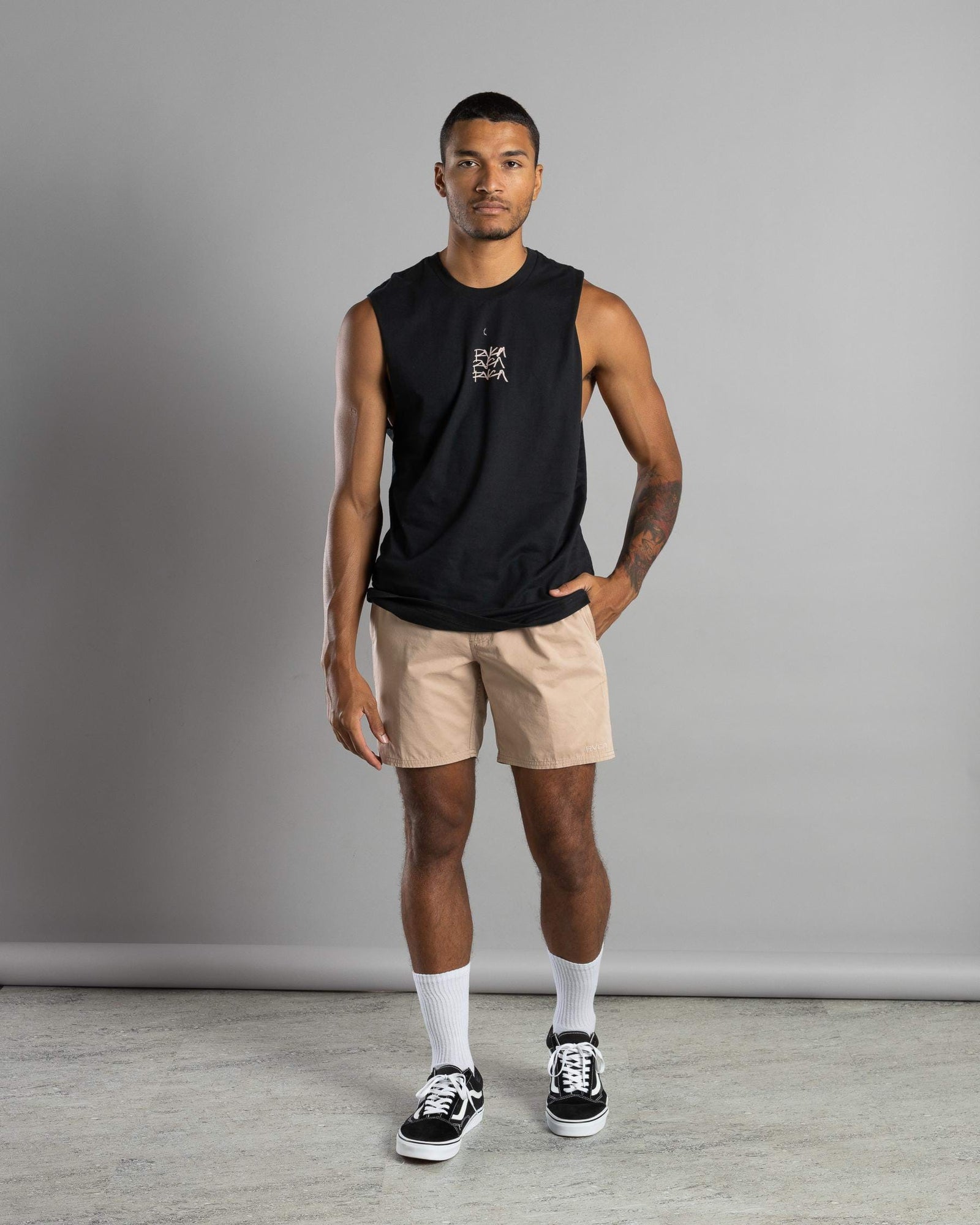 Opposites Elastic 2 Shorts