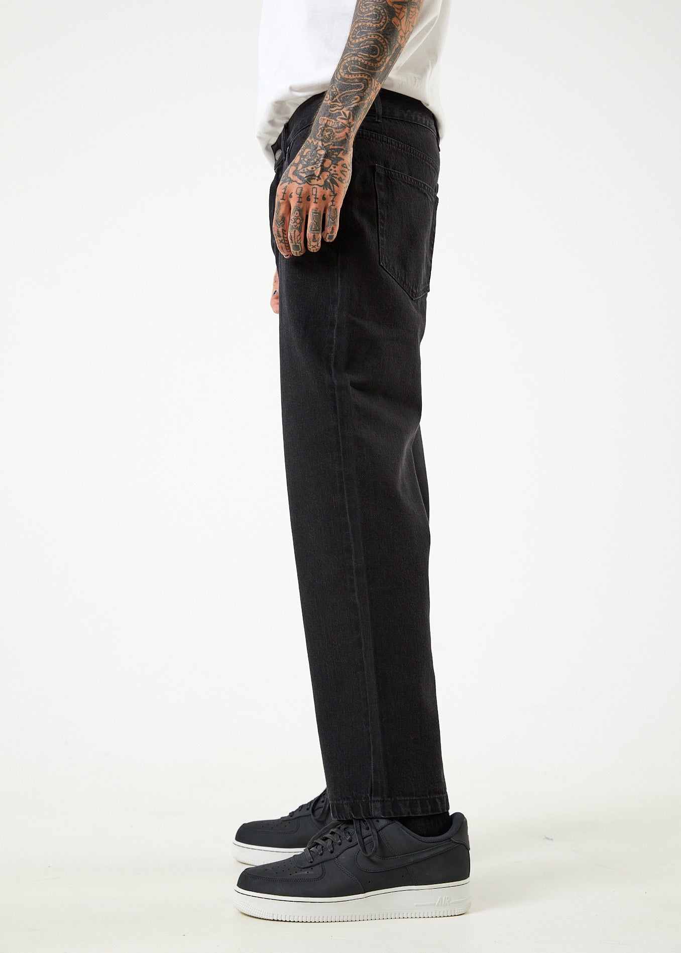 Ninety Twos - Organic Denim Relaxed Fit Jean - Washed Black