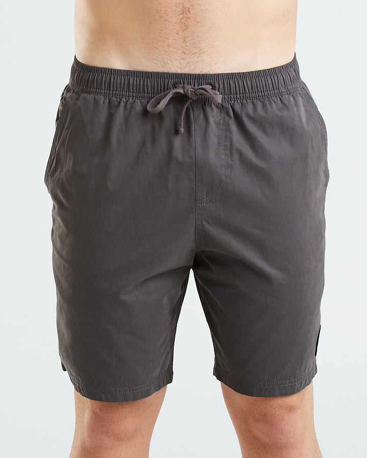 Drop The Pick Volley Short 18"