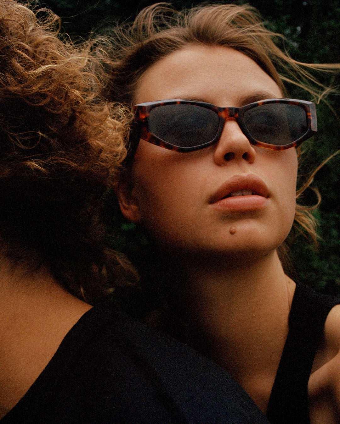 Epokhe Guilty Sunglasses Black Polished / Black