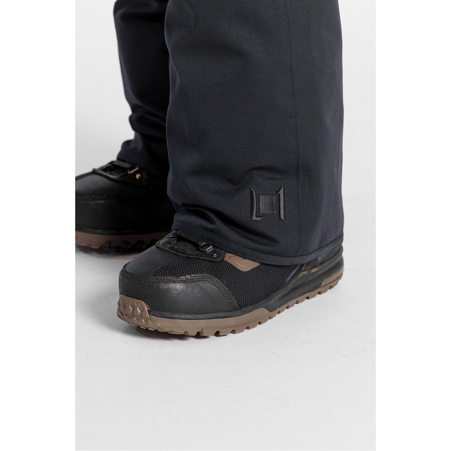 L1 Sentinal Bib Pant Black