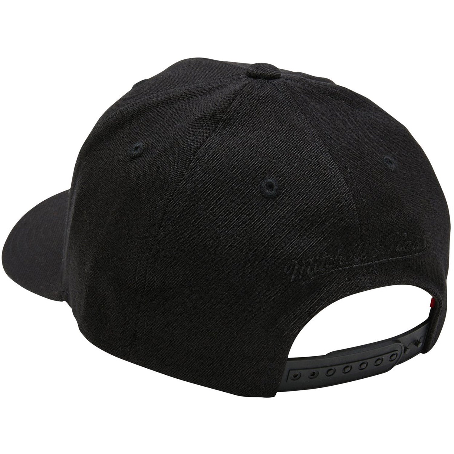 Mitchell & Ness Boston Celtics Black Team Logo Classic Snapback