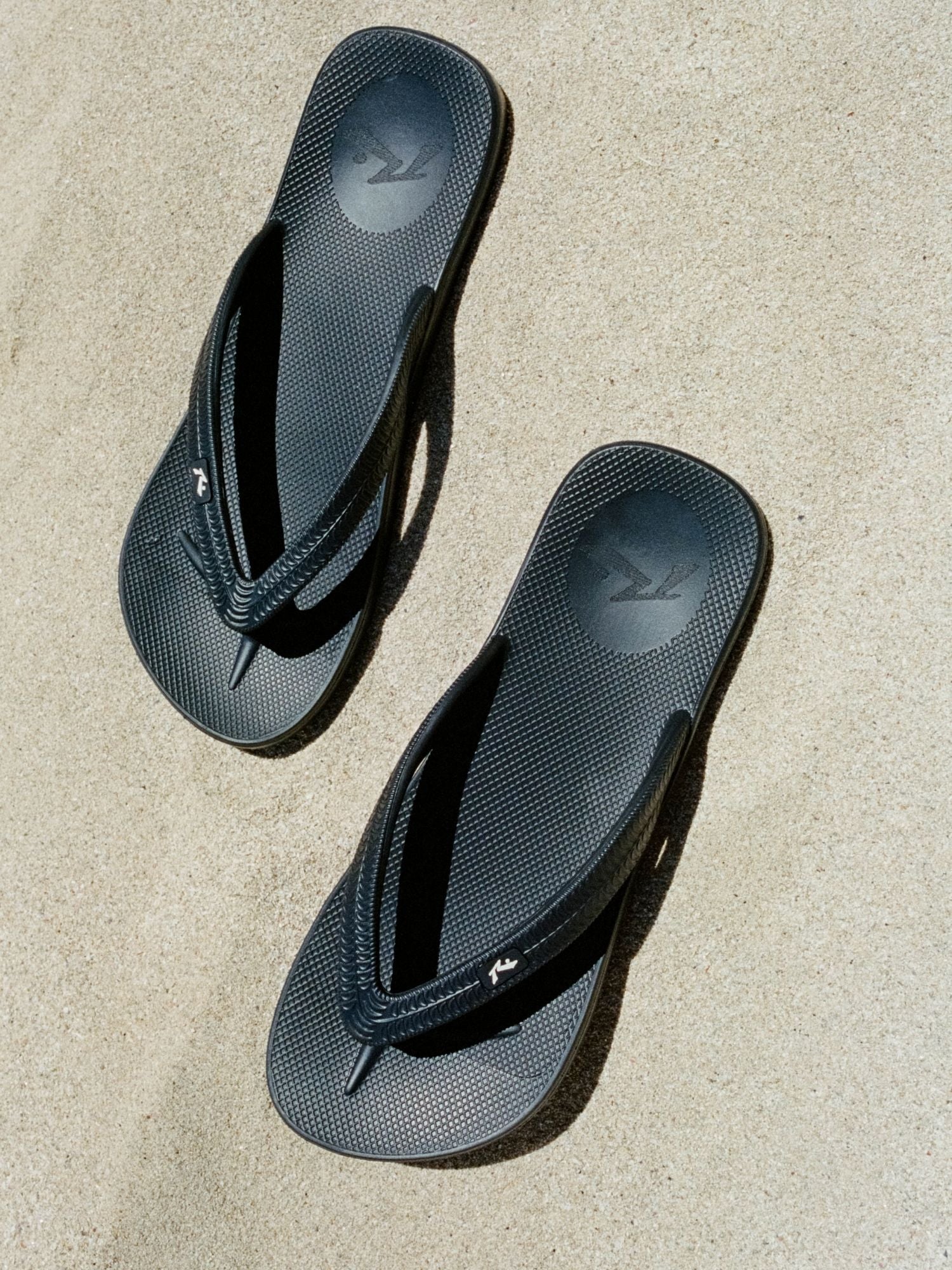 Rusty New Wave Thong BLACK