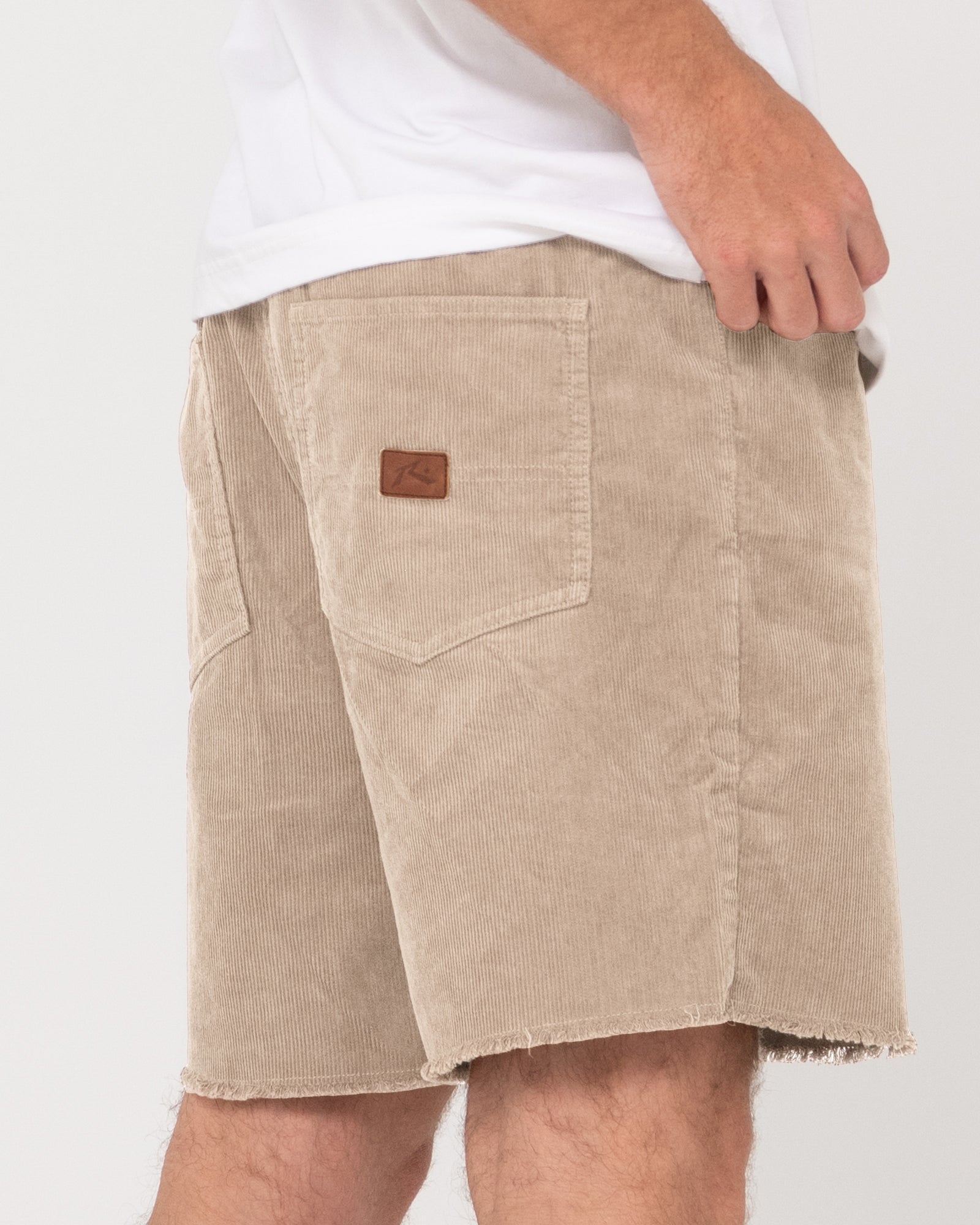 Rusty Rifts Cut Off Elastic Short Pumice Stone