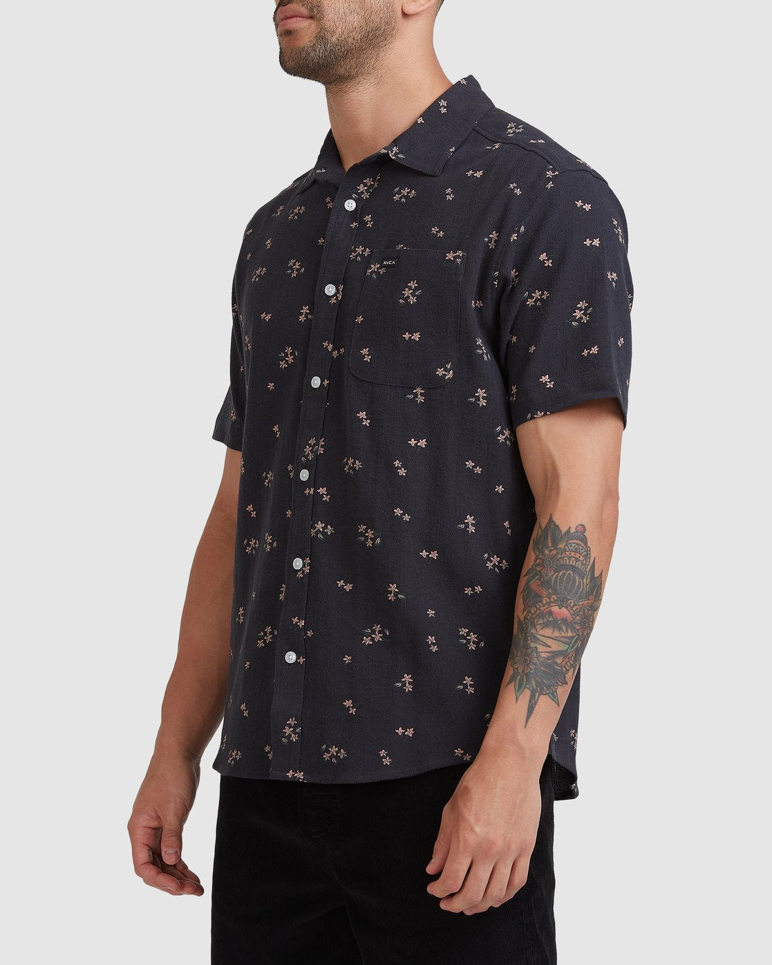 Rvca FALLING SAKURA SHORT SLEEVE SHIRT Black