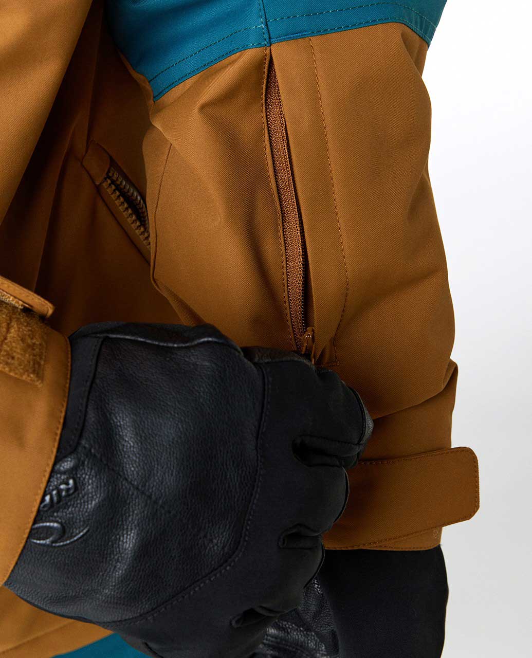 Anti-Series Pinnacle 10K/10K Snow Jacket