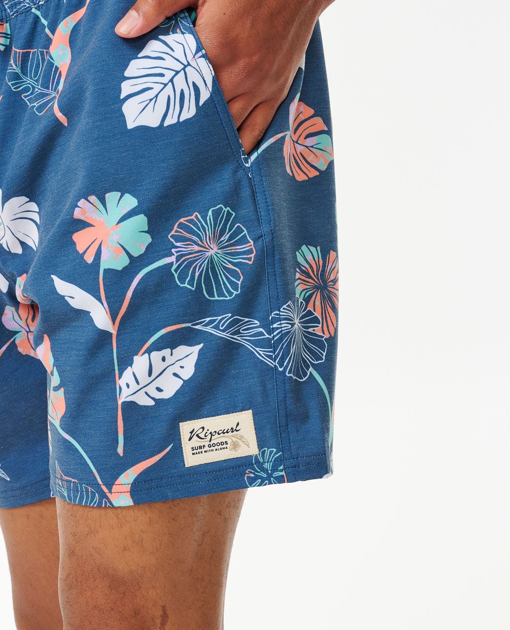 Mod Tropics Volley 17" Boardshorts