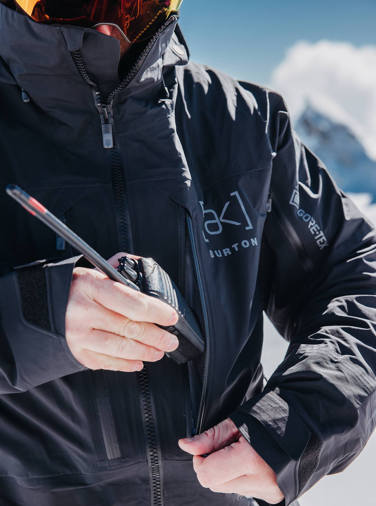 Men's [ak] Hover GORE-TEX 3L Stretch Snowboard Jacket