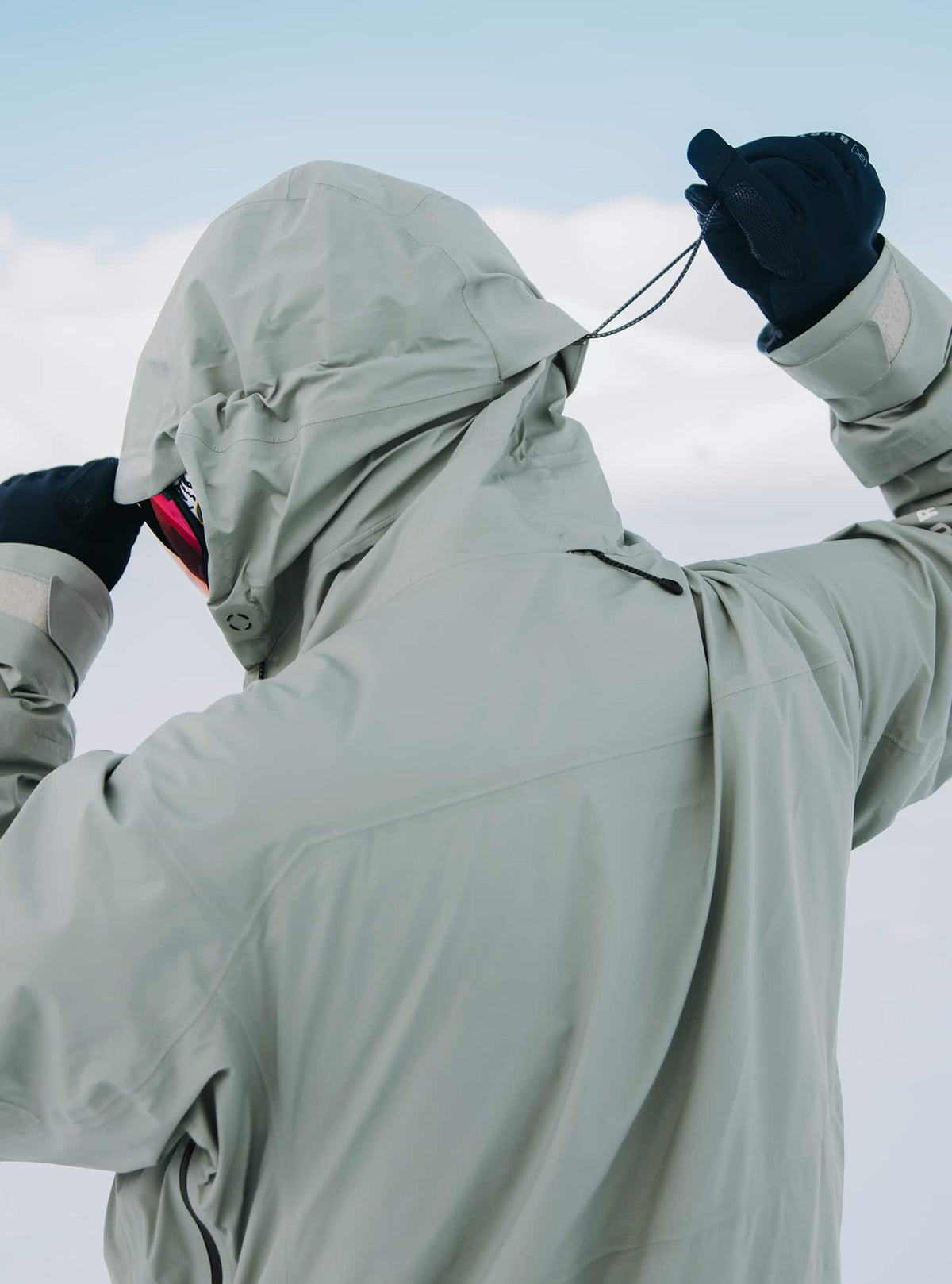 Men's [ak] Hover GORE-TEX 3L Stretch Snowboard Jacket