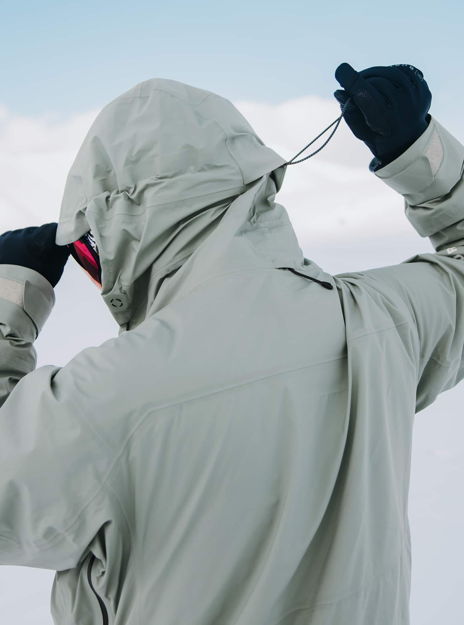 Men's [ak] Hover GORE-TEX 3L Stretch Snowboard Jacket