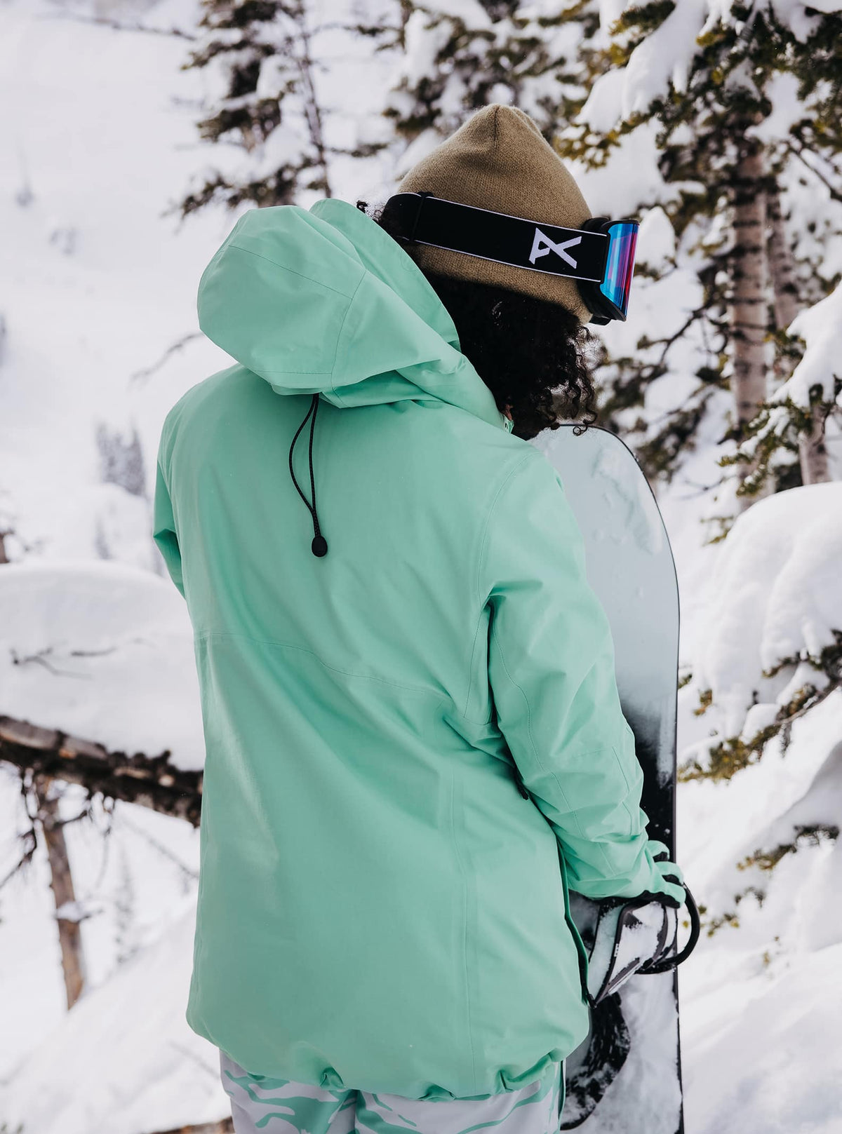 Women's [ak] Upshift GORE-TEX 2L Snowboard Jacket