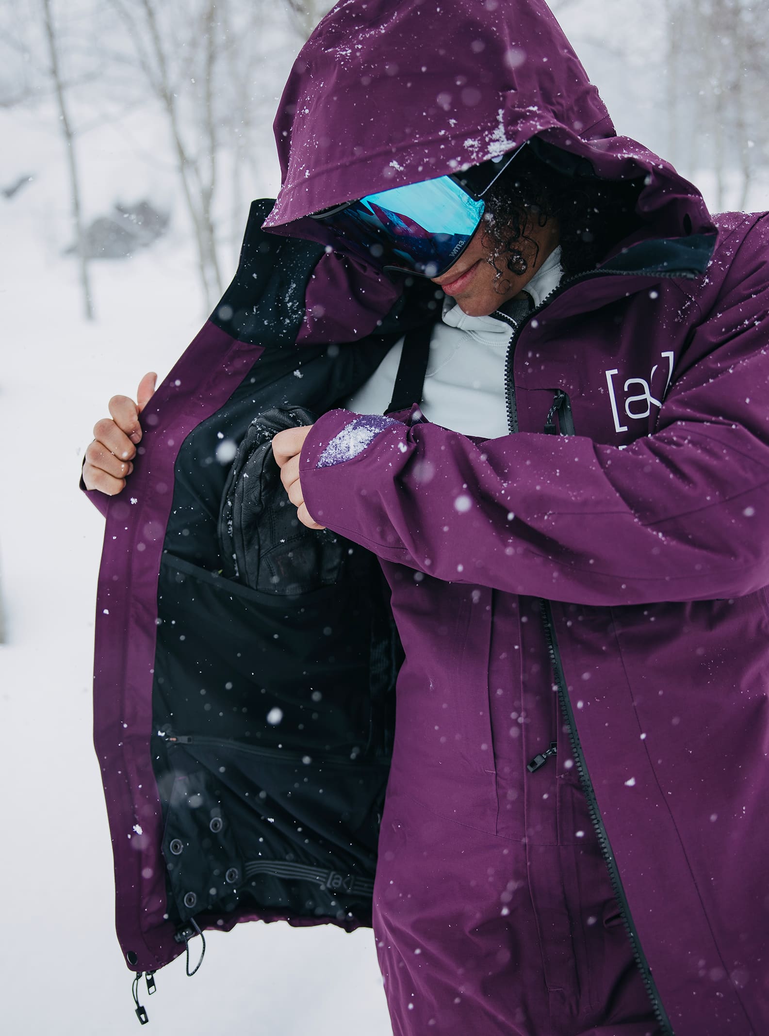 Women's [ak] Upshift GORE-TEX 2L Snowboard Jacket