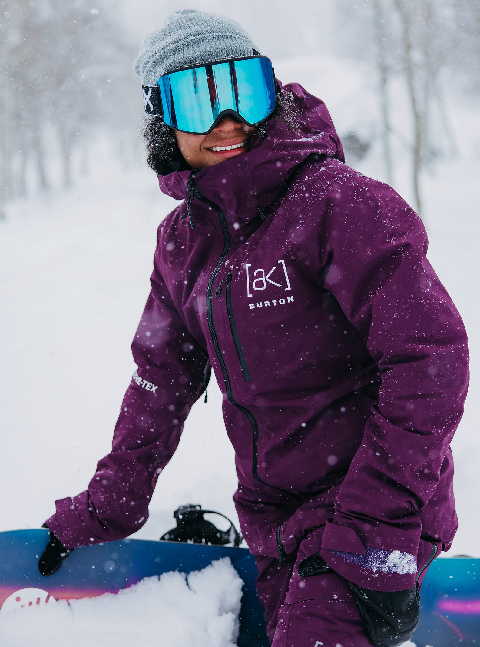 Women's [ak] Upshift GORE-TEX 2L Snowboard Jacket