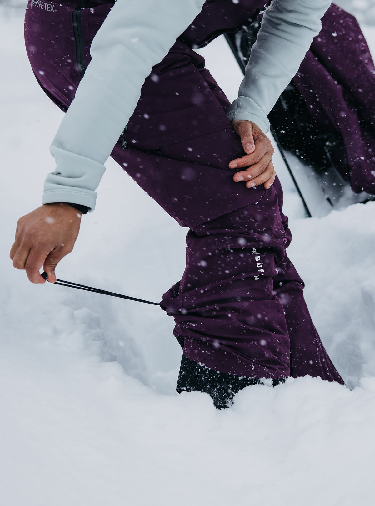 Women's [ak] Kimmy GORE-TEX 2L Bib Snowboard Pants