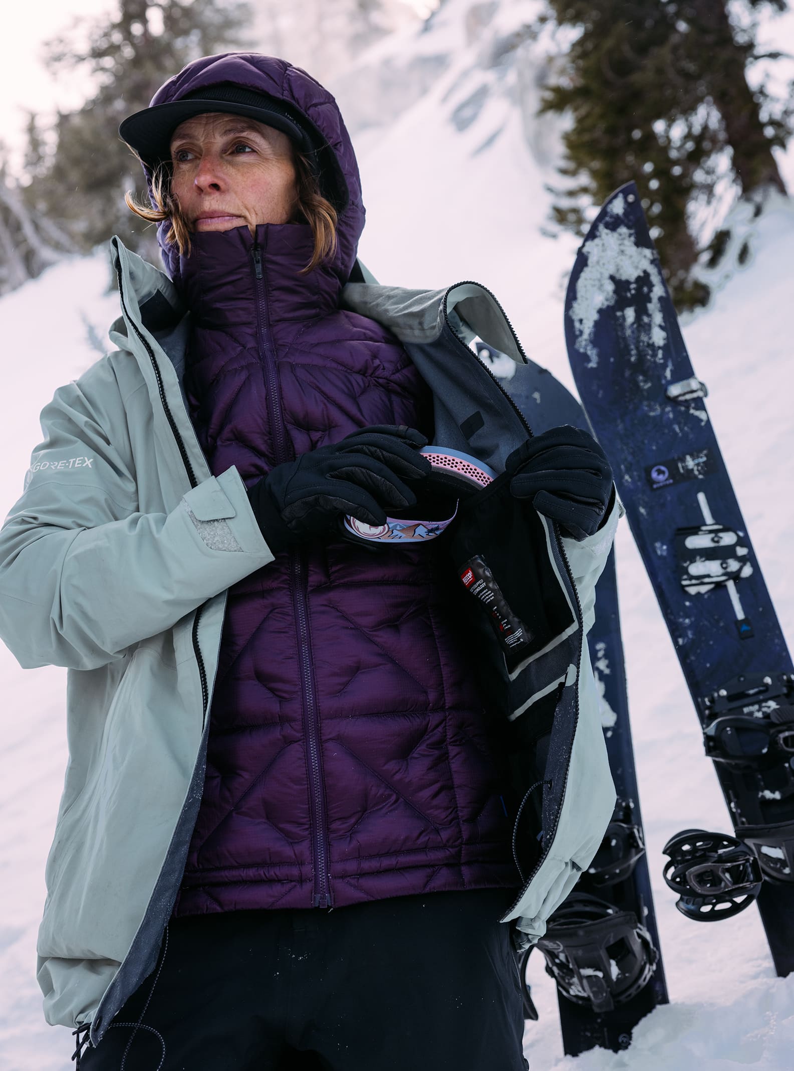 Women's [ak] Kimmy GORE-TEX 3L Stretch Snowboard Jacket