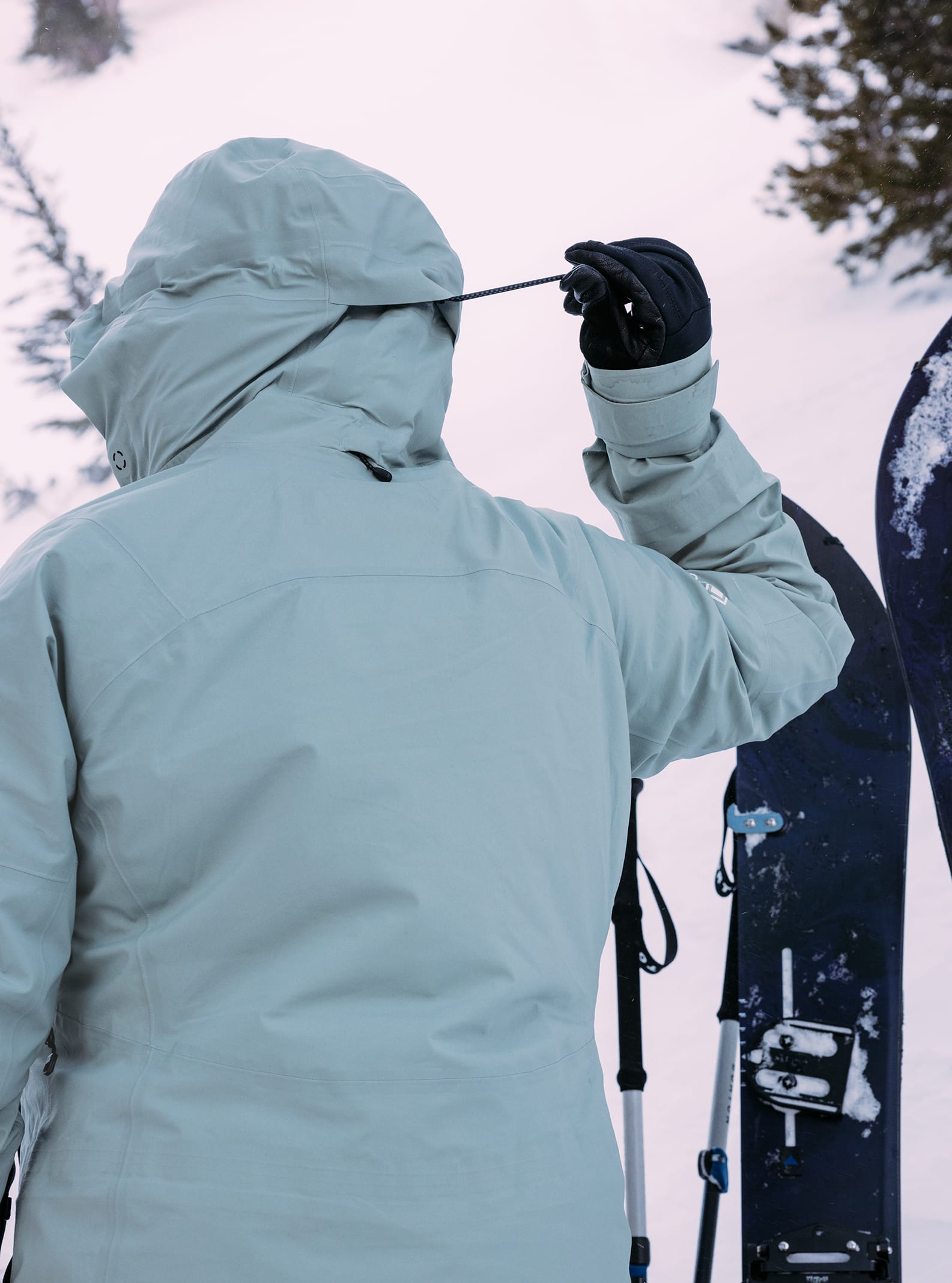 Women's [ak] Kimmy GORE-TEX 3L Stretch Snowboard Jacket