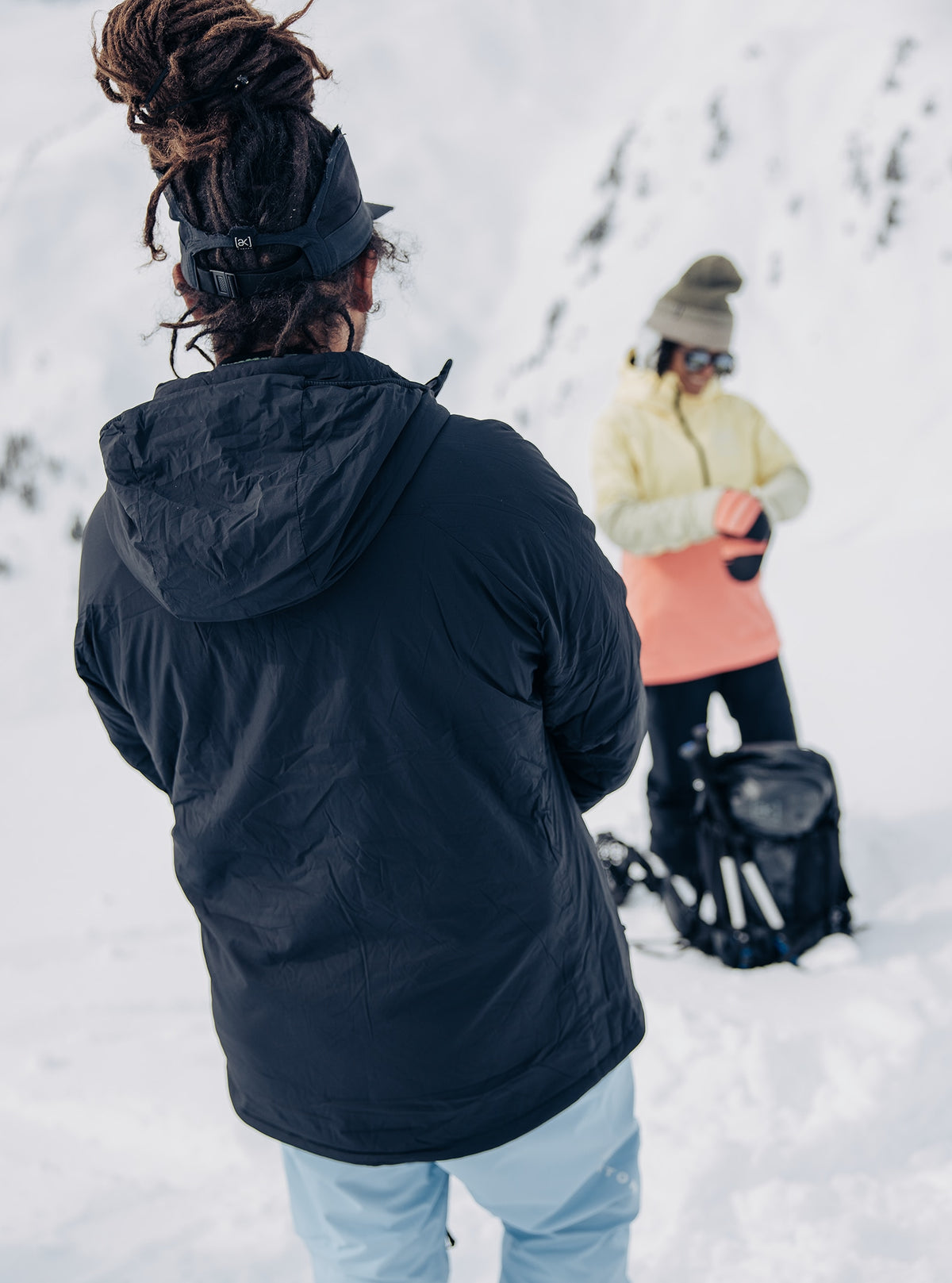 Men's [ak] Helium Hooded Stretch Insulated Jacket