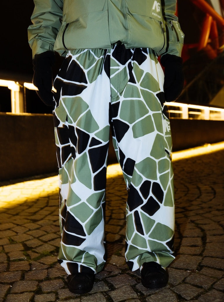 【入手困難】Burton Analog Snowboard Pant L 廃盤 Burton Men\u0027s Analog 2L GORE-TEX Flyrail Pants - Auski Australia