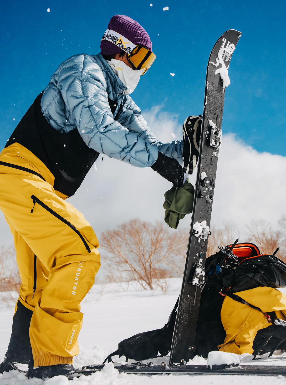 Men's [ak] Kalausi GORE-TEX C-KNIT 3L Bib Snowboard Pants