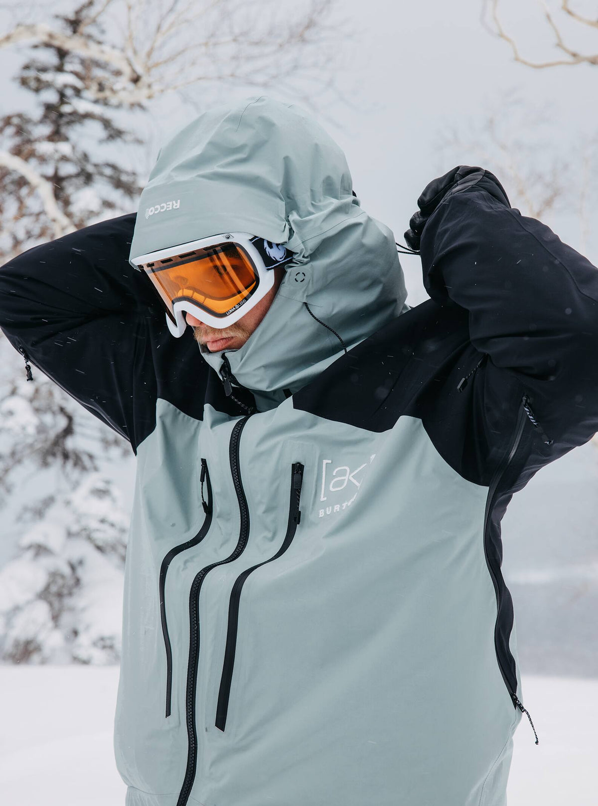 Men's [ak] Tuvak GORE-TEX C-KNIT 3L Snowboard Jacket