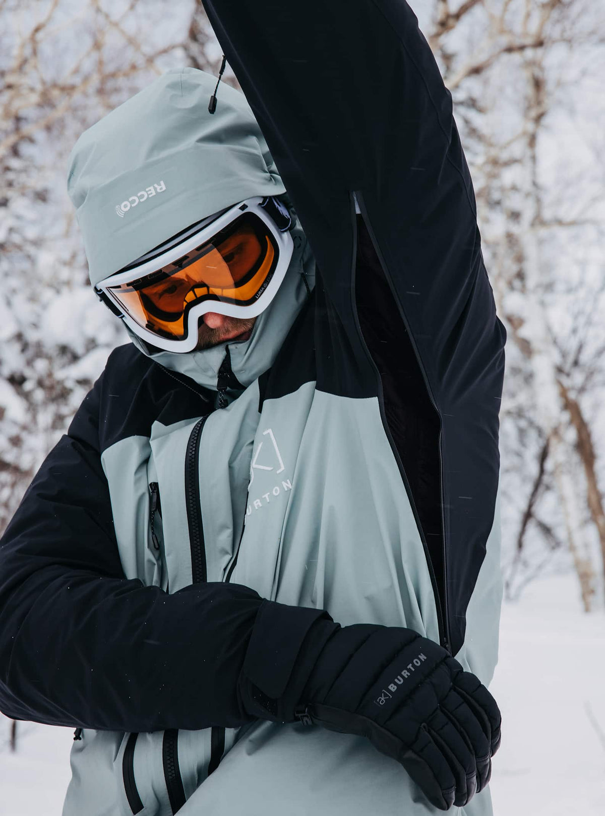 Men's [ak] Tuvak GORE-TEX C-KNIT 3L Snowboard Jacket