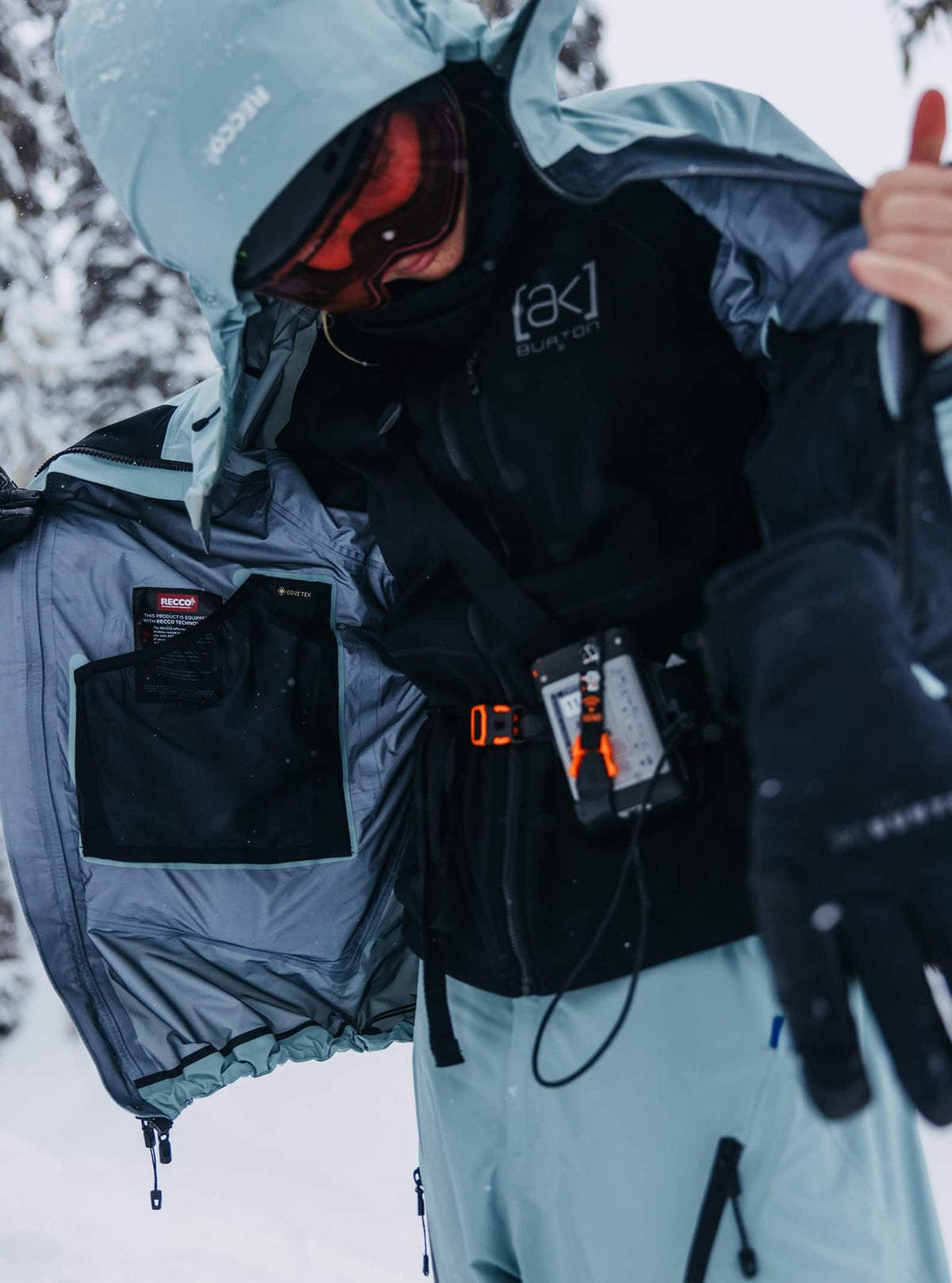 Women's [ak] Tuvak GORE-TEX C-KNIT 3L Snowboard Jacket