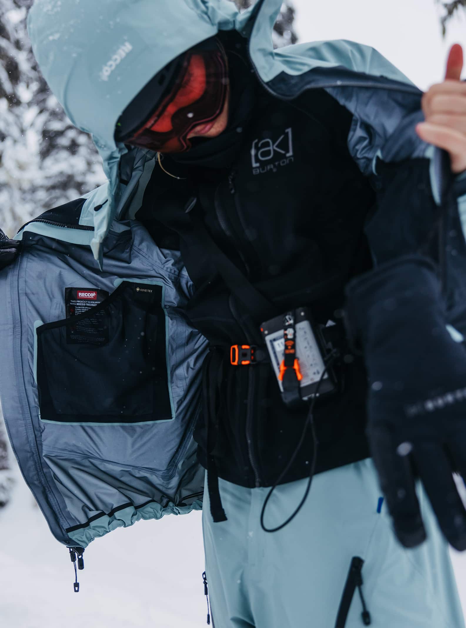 Women's [ak] Tuvak GORE-TEX C-KNIT 3L Snowboard Jacket