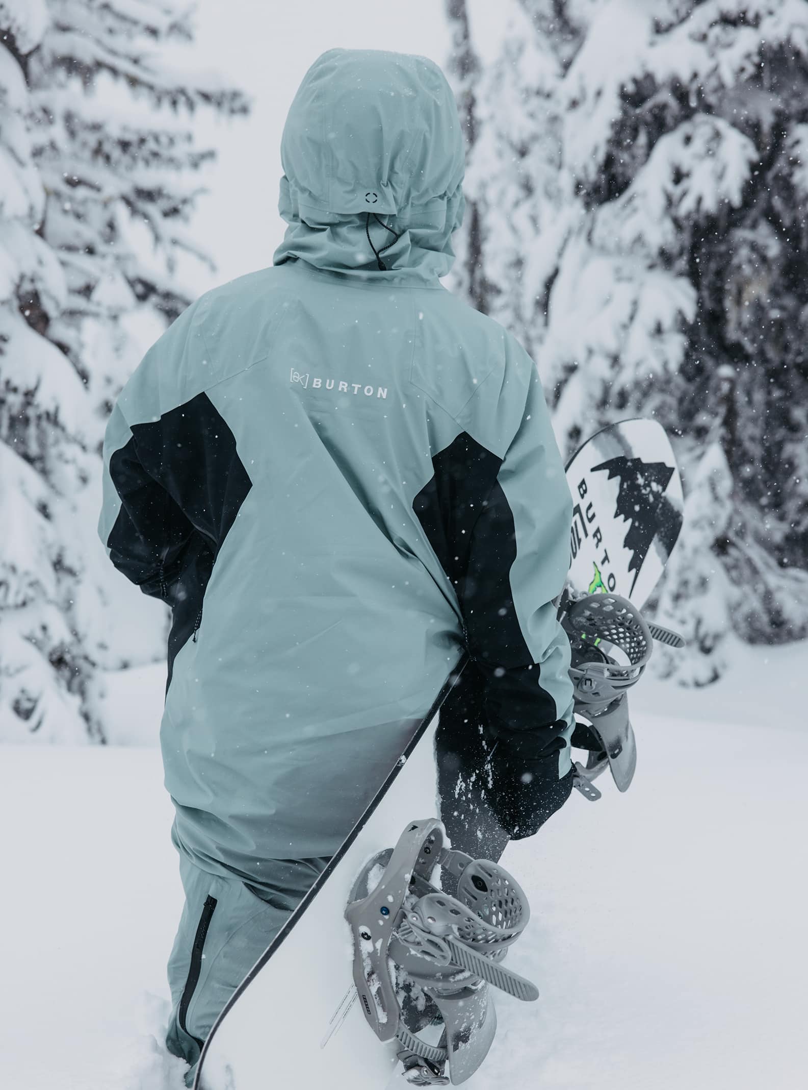 Women's [ak] Tuvak GORE-TEX C-KNIT 3L Snowboard Jacket