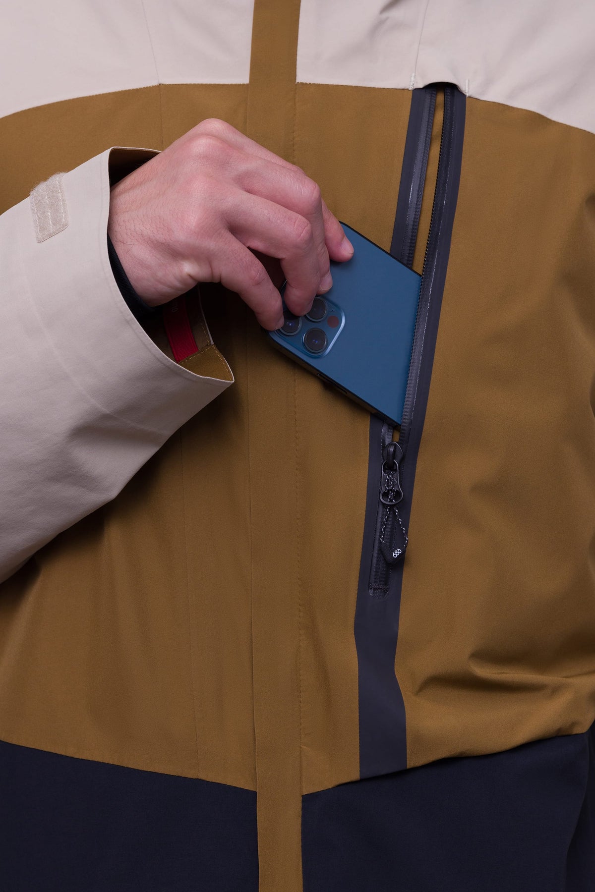 686 Mens Gore-Tex GT Shell Jacket Putty Colourblock 