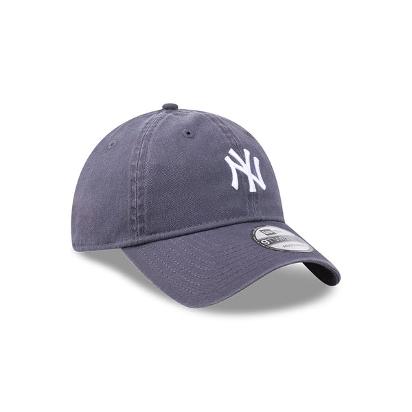 9TWENTY New York Yankees MLB Essentials Midi Graphite Cloth Strap Cap