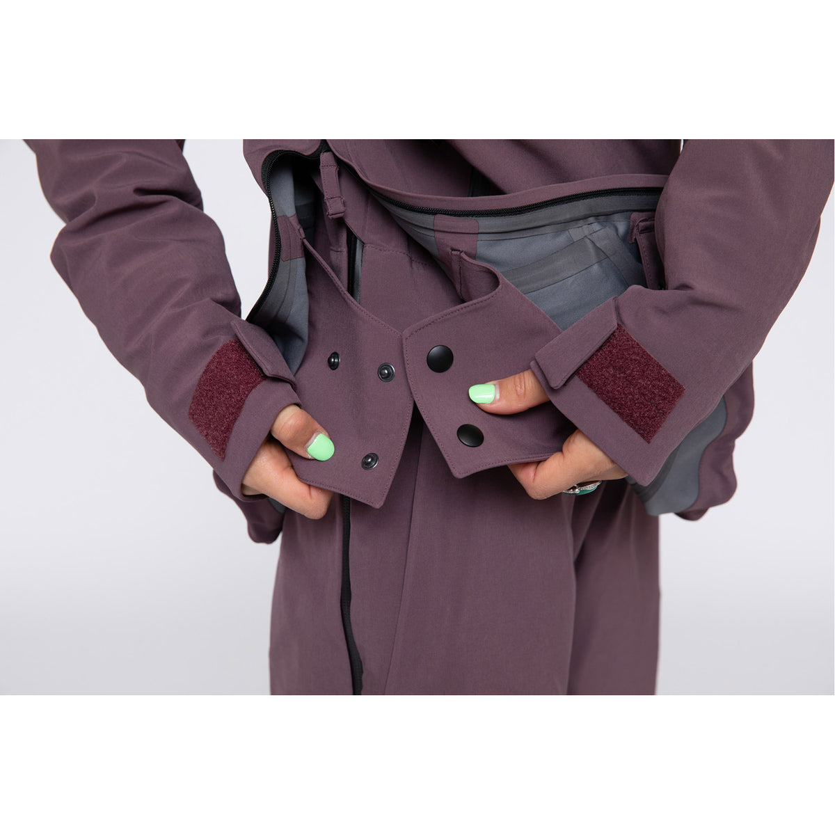 Atlas Womens Snow Jacket