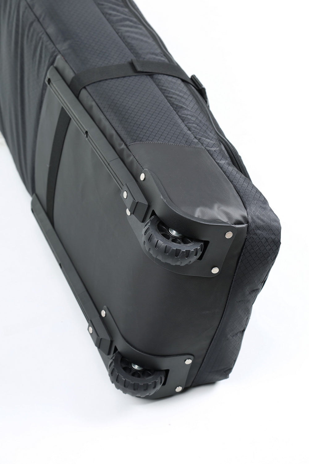 Tracker Wheelie Board Bag