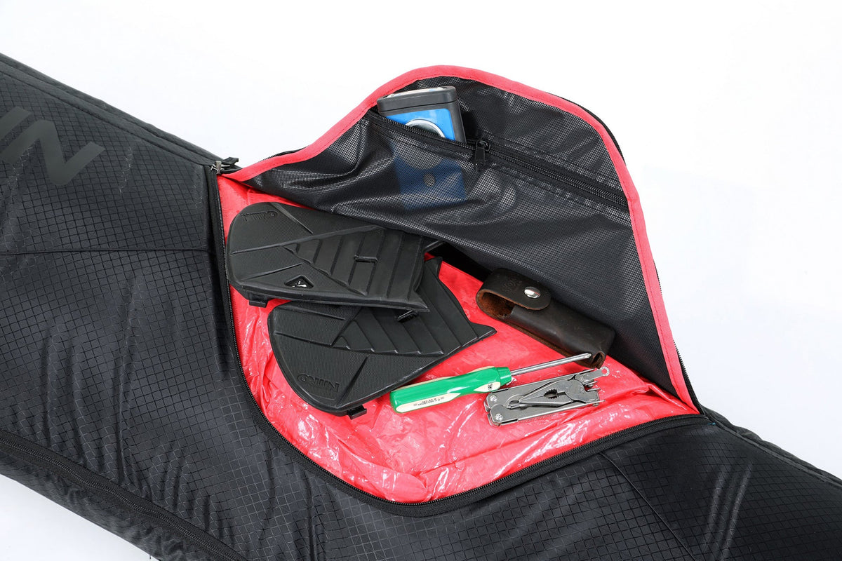 Tracker Wheelie Board Bag